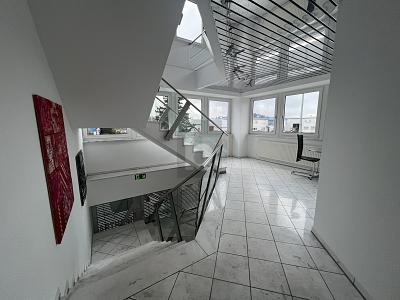 VERWALTUNG & OPERATIVE NUTZUNG AN EINEM ORT - Gewerbeobjekt Ottensoos | Angebot:25971021