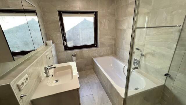 Bungalow Feucht - 3 Zimmer, 88 m&sup2;, 448.000&euro; | Angebot:26607815