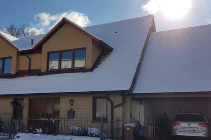 Haus Roßtal Buchschwabach - 1 Zimmer, 200 m&sup2;, 699.000&euro; | Angebot:25657444