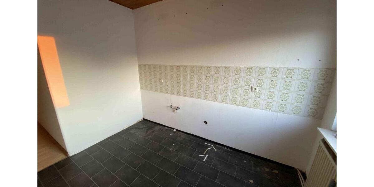 Dachgeschoßwohnung Aurachtal - 3 Zimmer, 105 m&sup2;, 900&euro; | Angebot:25403433