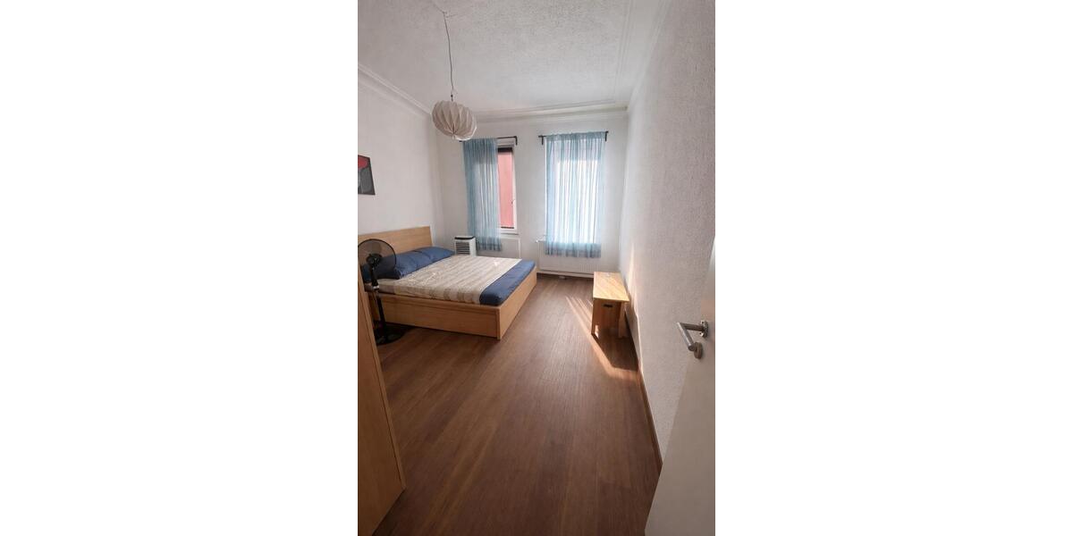 Etagenwohnung Nürnberg Hasenbuck - 4 Zimmer, 110 m&sup2;, 1.425&euro; | Angebot:26477227