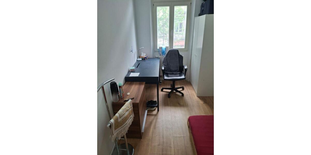 Etagenwohnung Nürnberg Sankt Leonhard - 4 Zimmer, 12 m&sup2;, 410&euro; | Angebot:25725514