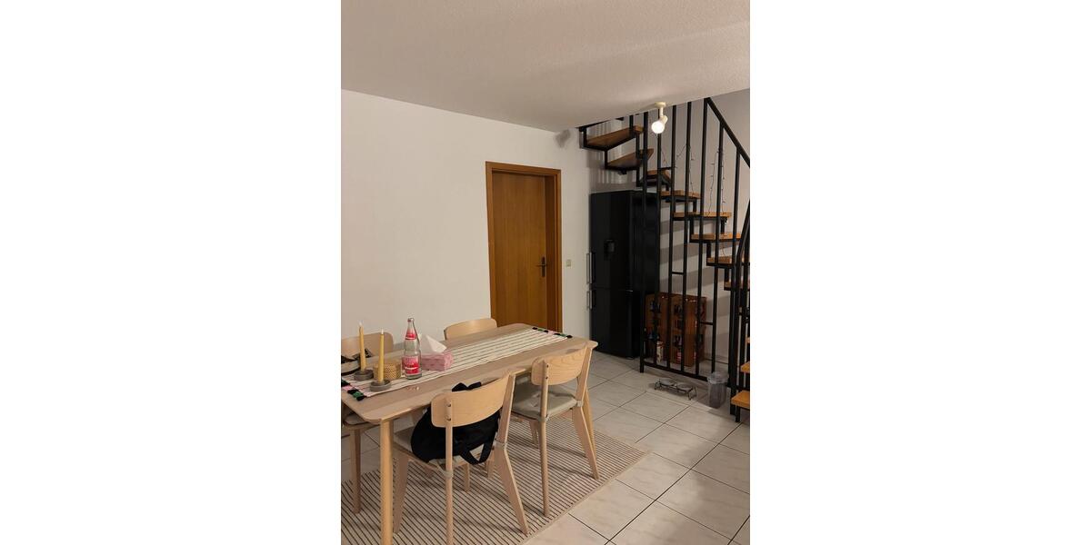 Maisonettenwohnung Eckental - 3 Zimmer, 100 m&sup2;, 1.270&euro; | Angebot:25105982