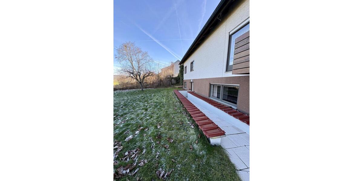 Etagenwohnung Kunreuth - 3 Zimmer, 98 m&sup2;, 700&euro; | Angebot:25546646