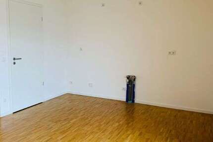 Wohnung Nürnberg Schoppershof - 3 Zimmer, 91 m&sup2;, 1.365&euro; | Angebot:25981536