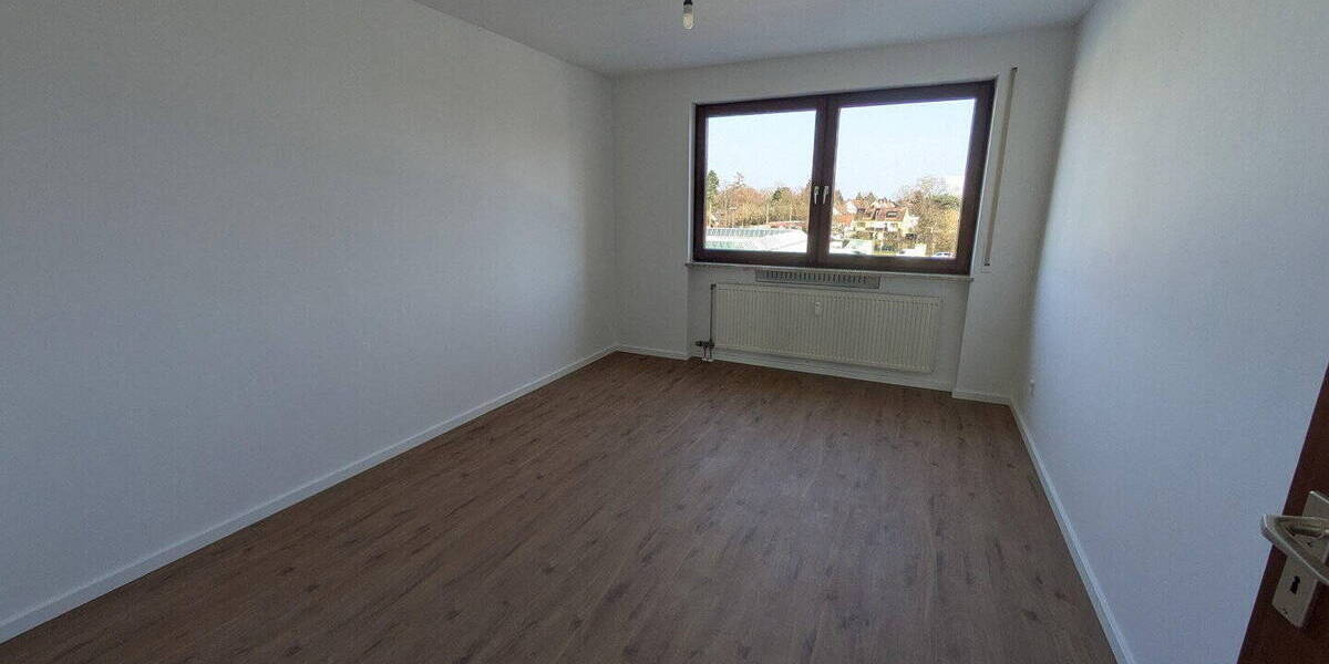 Etagenwohnung Nürnberg Laufamholz - 2 Zimmer, 61 m&sup2;, 785&euro; | Angebot:25927761
