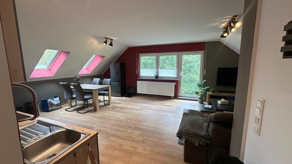 Dachgeschoßwohnung Schwabach - 3 Zimmer, 80 m&sup2;, 1.020&euro; | Angebot:25925057