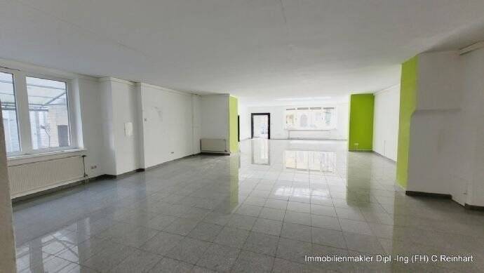 Mehrfamilienhaus, Wohnhaus Nürnberg Lichtenhof - 1 Zimmer, 680 m&sup2;, 1.495.000&euro; | Angebot:25666607