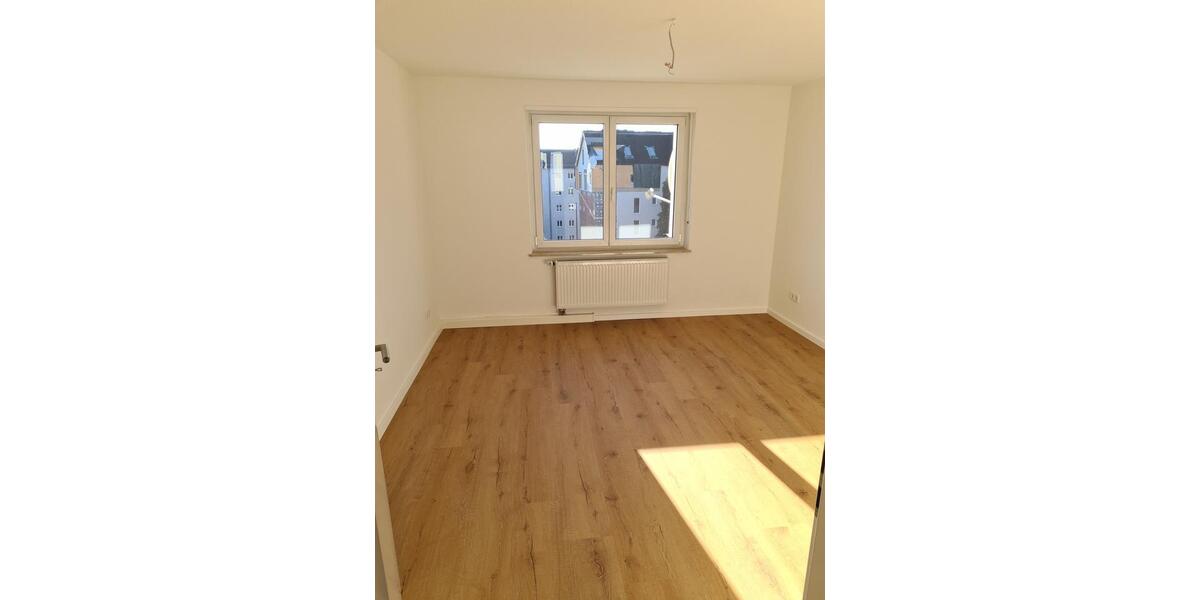 Etagenwohnung Nürnberg Gibitzenhof - 3 Zimmer, 81 m&sup2;, 900&euro; | Angebot:24764476