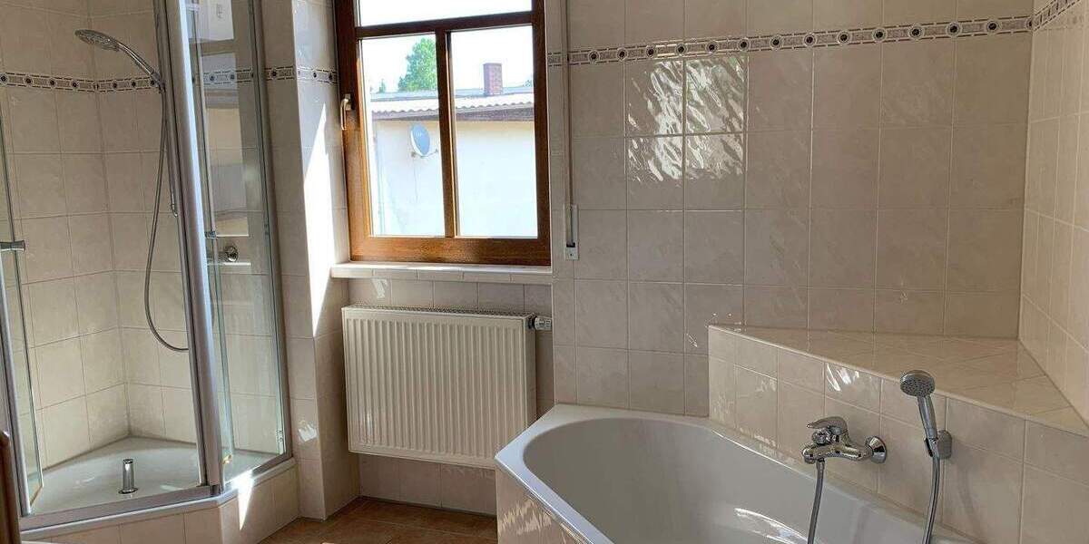 Etagenwohnung Neustadt an der Aisch Neustadt - 3 Zimmer, 86 m&sup2;, 790&euro; | Angebot:25660941