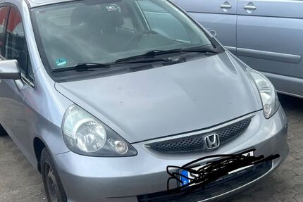 Honda Jazz 234.566 km 999 &euro; Nürnberg 90439