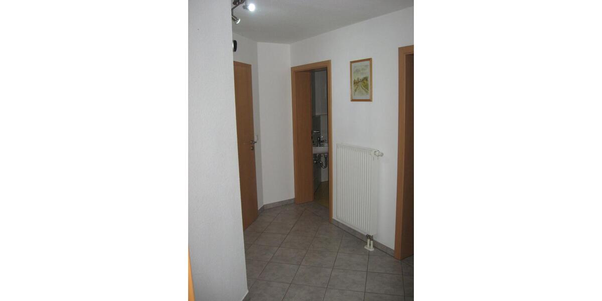Etagenwohnung Pyrbaum - 2 Zimmer, 50 m&sup2;, 350&euro; | Angebot:26618020