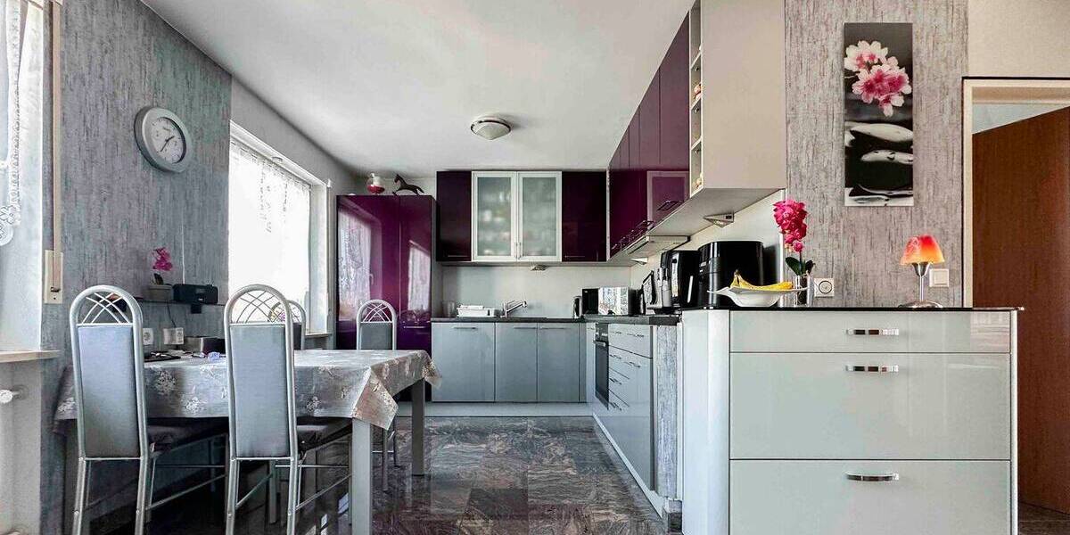 Einfamilienhaus Nürnberg Schweinau - 8 Zimmer, 589.000&euro; | Angebot:25996990