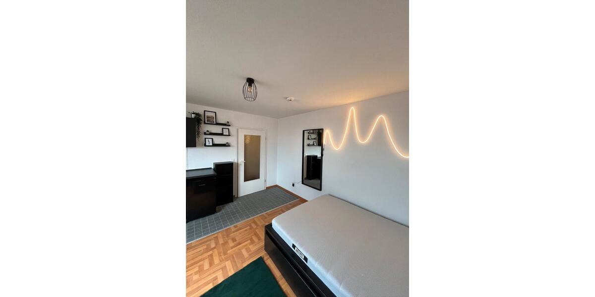 Etagenwohnung Nürnberg Gleißhammer - 1 Zimmer, 24 m&sup2;, 690&euro; | Angebot:25918900