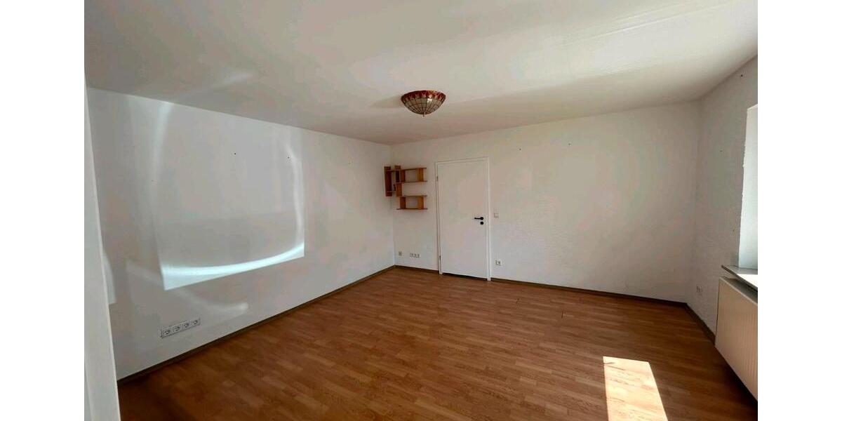 Erdgeschoßwohnung Cadolzburg - 3 Zimmer, 73 m&sup2;, 210.000&euro; | Angebot:27224647