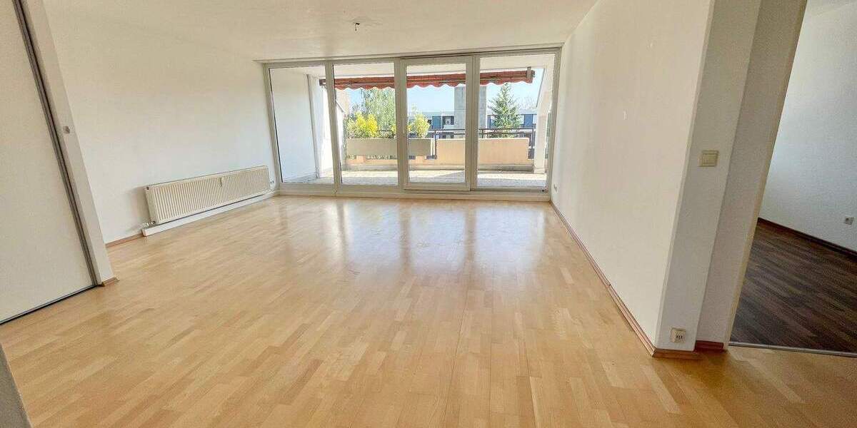 Etagenwohnung Nürnberg Langwasser - 3 Zimmer, 95 m&sup2;, 1.080&euro; | Angebot:25668717
