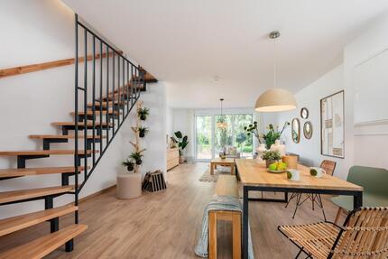 Haus Roth - 6 Zimmer, 141 m&sup2;, 1.750&euro; | Angebot:25745960