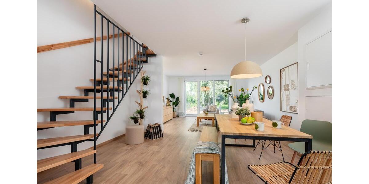 Reihenhaus Roth - 6 Zimmer, 141 m&sup2;, 1.750&euro; | Angebot:25745960