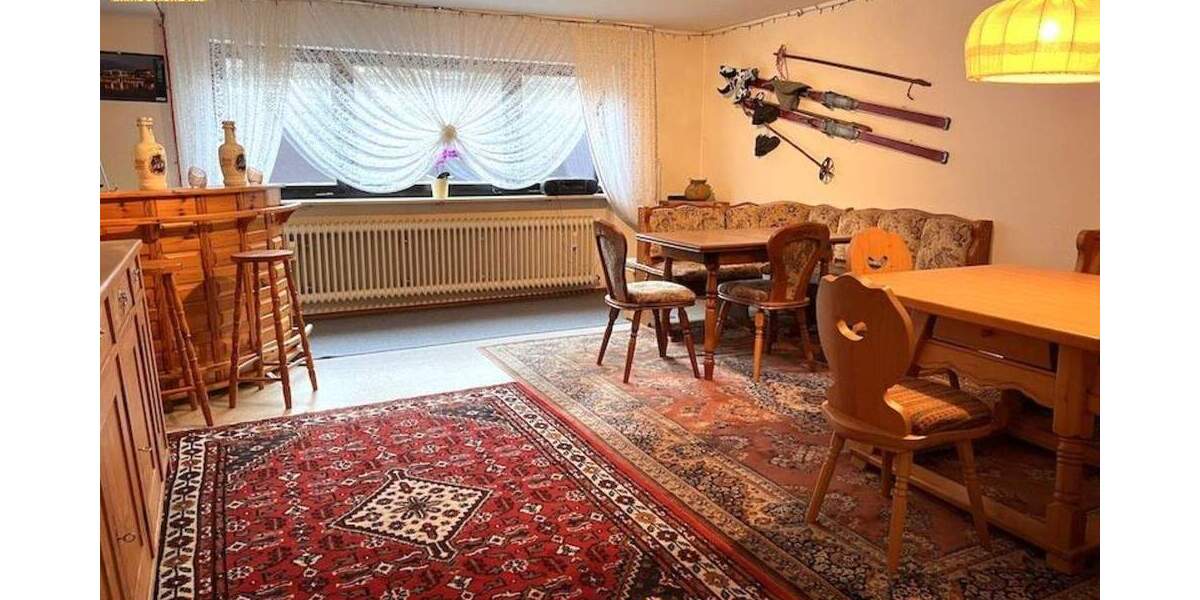 Etagenwohnung Pyrbaum - 4 Zimmer, 111 m&sup2;, 329.000&euro; | Angebot:25662843