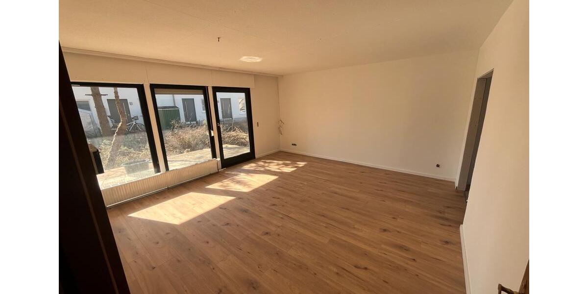Mehrfamilienhaus, Wohnhaus Gräfenberg - 9 Zimmer, 230 m&sup2;, 669.000&euro; | Angebot:24853313