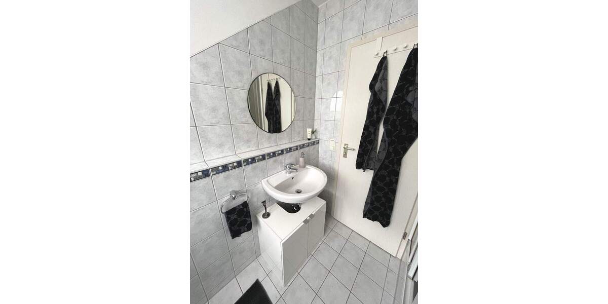 Etagenwohnung Feucht - 3 Zimmer, 98 m&sup2;, 450.000&euro; | Angebot:25705656