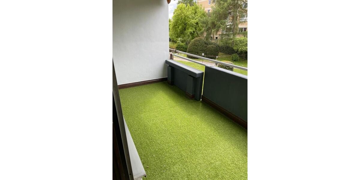 Etagenwohnung Uttenreuth - 3 Zimmer, 95 m&sup2;, 1.350&euro; | Angebot:25636489