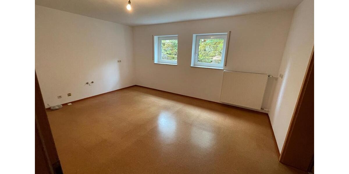 Erdgeschoßwohnung Schwabach - 4 Zimmer, 119 m&sup2;, 1.300&euro; | Angebot:26626301