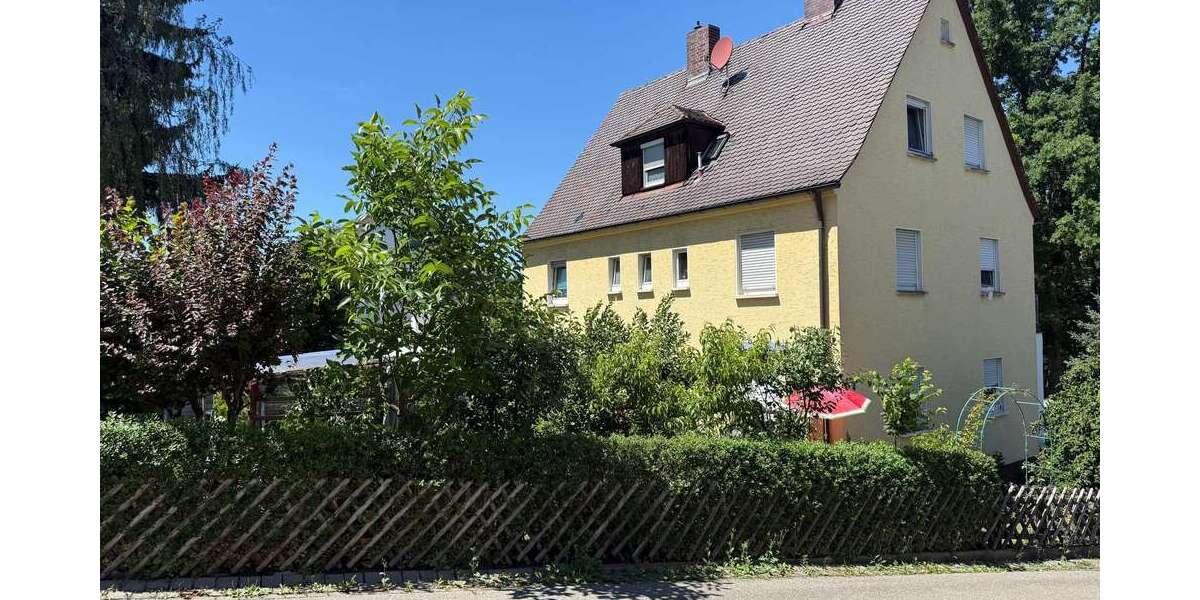 Einfamilienhaus Schwabach - 9 Zimmer, 195 m&sup2;, 475.000&euro; | Angebot:27008891