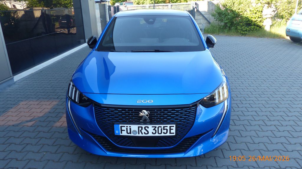 Peugeot e-208 14.000 km 20.400 &euro; Fürth 90768