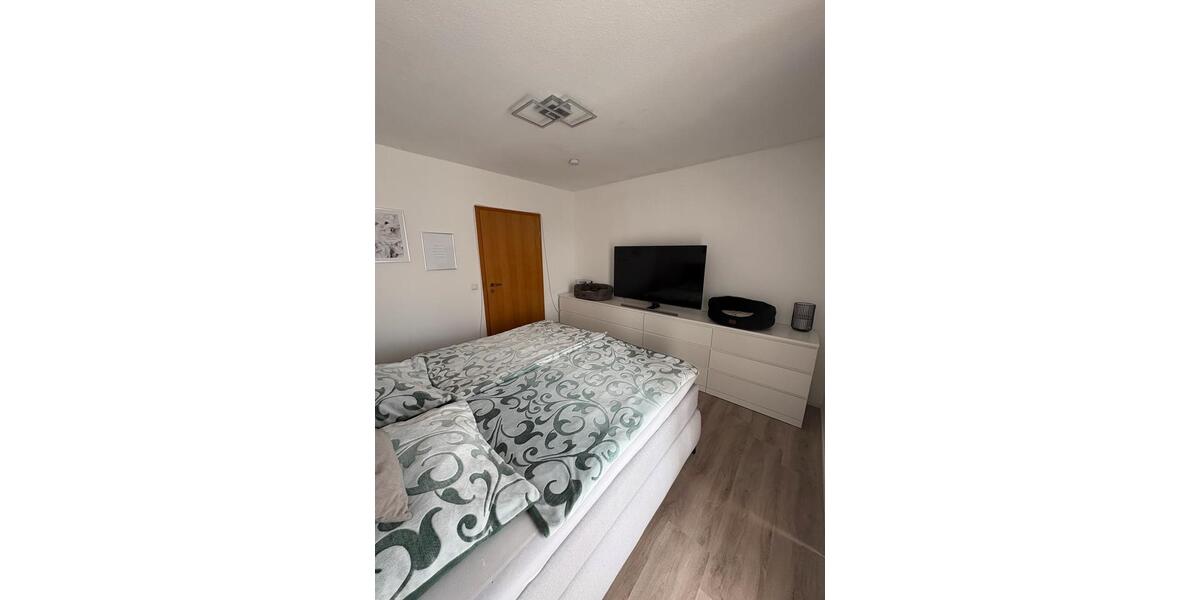 Etagenwohnung Hausen - 3 Zimmer, 83 m&sup2;, 790&euro; | Angebot:25832042