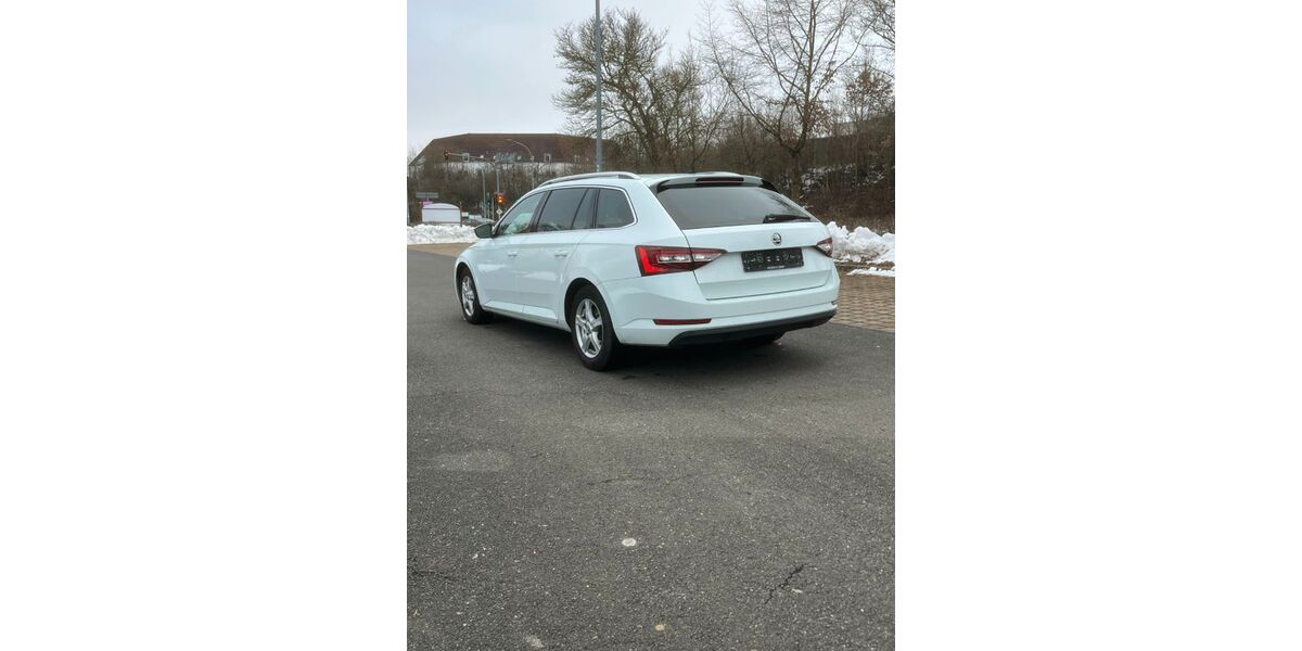 Skoda Superb 174.000 km 14.500 &euro; Zirndorf 90513
