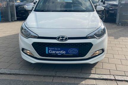 Hyundai i20 138.638 km 7.599 &euro; Fürth 90763