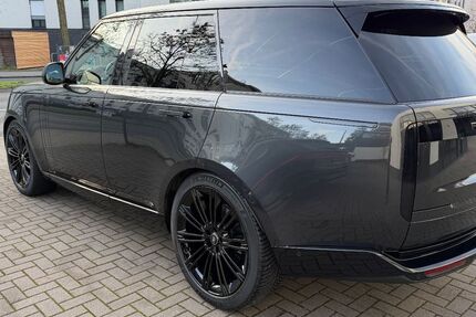 Land Rover Range Rover 16.900 km 134.900 &euro; Fürth 90765