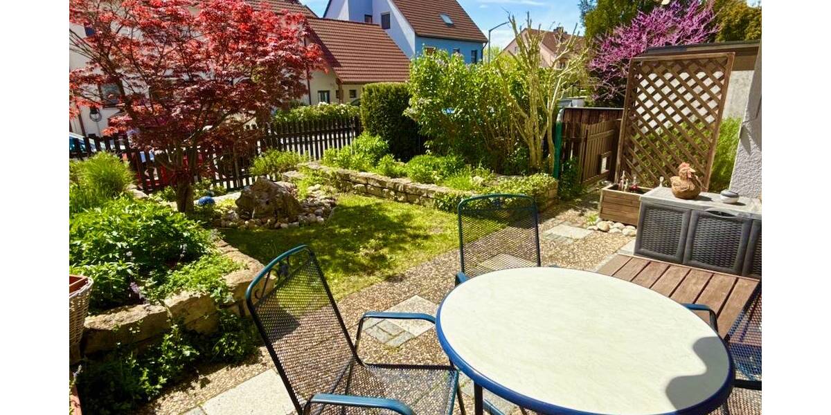 Terrassenwohnung Fürth Burgfarrnbach - 3 Zimmer, 80 m&sup2;, 379.000&euro; | Angebot:26596575
