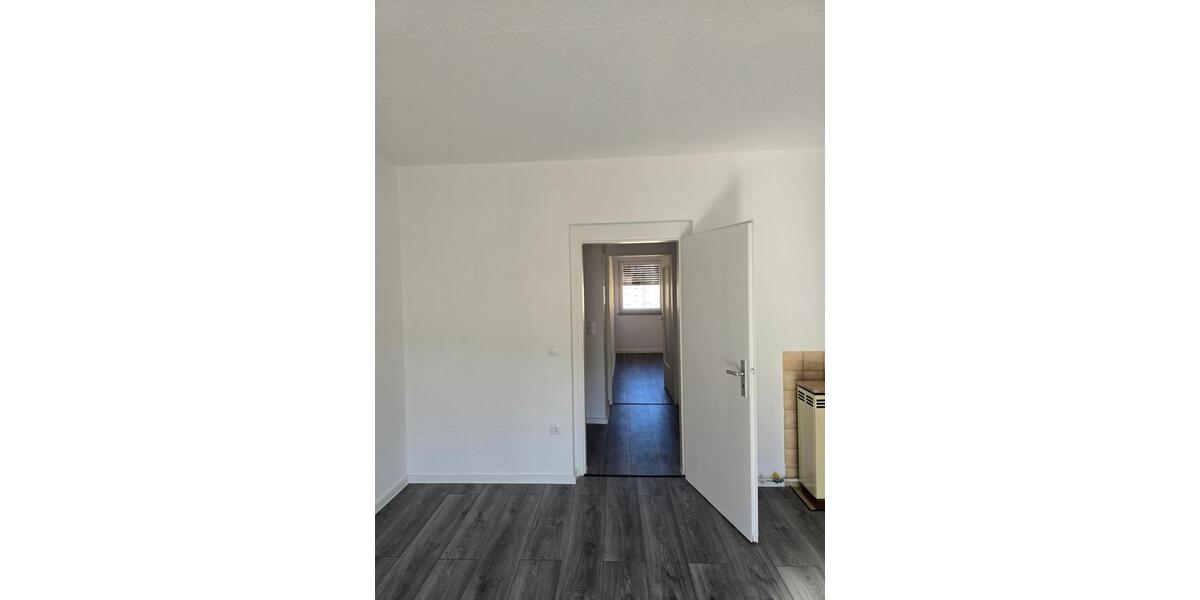 Etagenwohnung Nürnberg Hasenbuck - 1 Zimmer, 34 m&sup2;, 440&euro; | Angebot:25960647