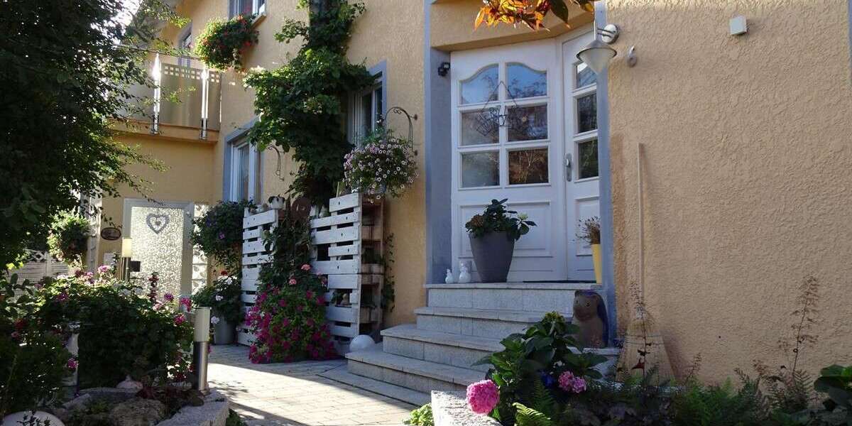 Einfamilienhaus Kammerstein - 9 Zimmer, 274 m&sup2;, 475.000&euro; | Angebot:23011029