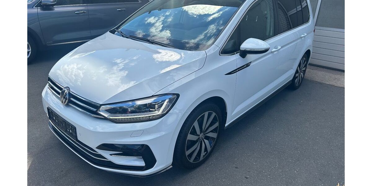 VW Touran 119.000 km 19.890 &euro; Nürnberg 90439