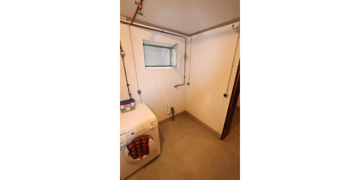 Dachgeschoßwohnung Fürth Südstadt - 2 Zimmer, 50 m&sup2;, 195.000&euro; | Angebot:26920303