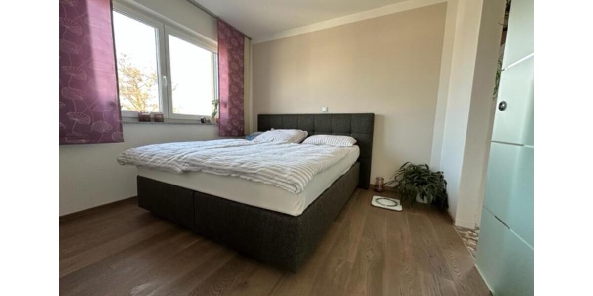Einfamilienhaus Nürnberg Eibach - 2.5 Zimmer, 93 m&sup2;, 1.550&euro; | Angebot:25904025