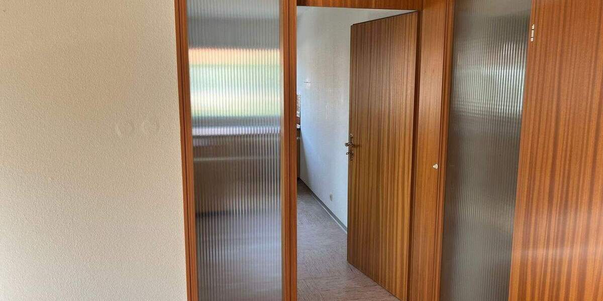 Etagenwohnung Nürnberg Zerzabelshof - 4 Zimmer, 115 m&sup2;, 1.350&euro; | Angebot:26672598
