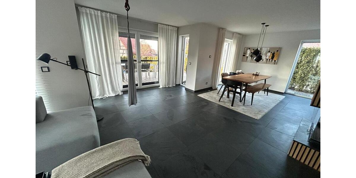 Einfamilienhaus Lauf an der Pegnitz - 7 Zimmer, 188 m&sup2;, 1.025.000&euro; | Angebot:24598413