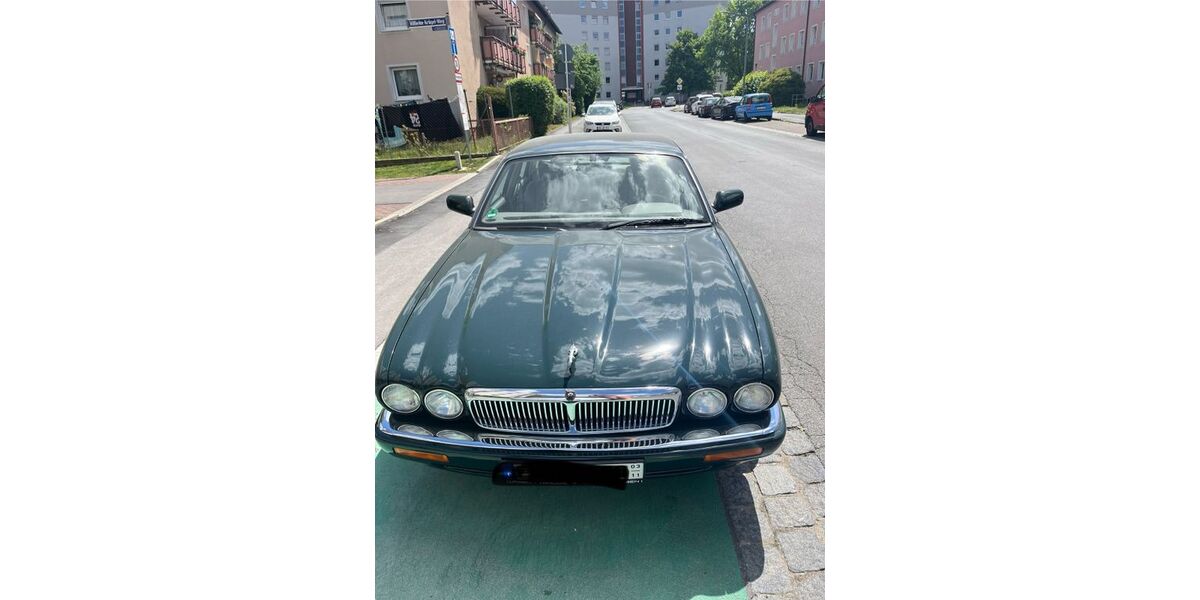 Jaguar XJ 86.046 km 12.250 &euro; Stein 90547