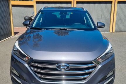 Hyundai TUCSON 88.000 km 14.900 &euro; Fürth 90765