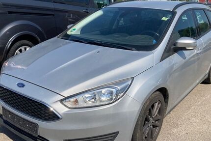 Ford Focus 220.000 km 2.990 &euro; Schwabach Bei Nürnberg 91126