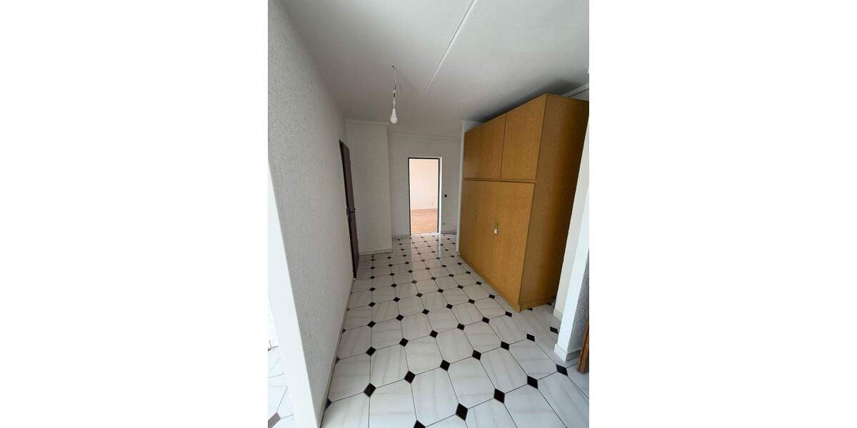 Etagenwohnung Nürnberg Langwasser - 3 Zimmer, 78 m&sup2;, 820&euro; | Angebot:25705667