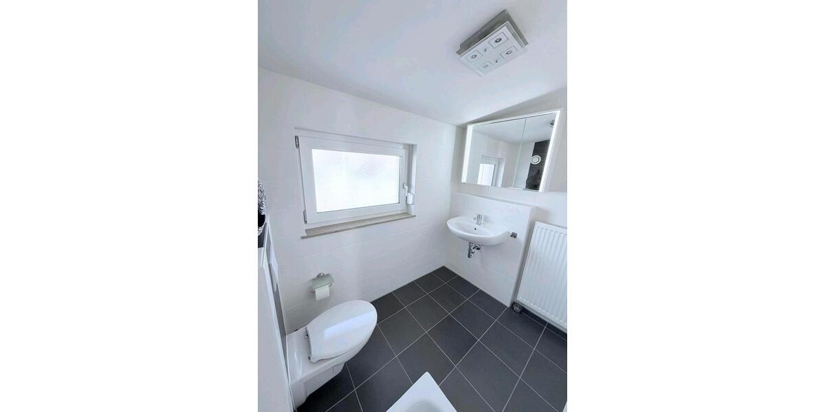 Etagenwohnung Adelsdorf - 4 Zimmer, 137 m&sup2;, 550.000&euro; | Angebot:27016214