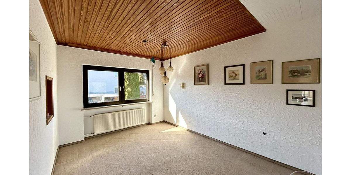 Mehrfamilienhaus, Wohnhaus Adelsdorf/Neuhaus Neuhaus - 6 Zimmer, 179 m&sup2;, 569.000&euro; | Angebot:25701568