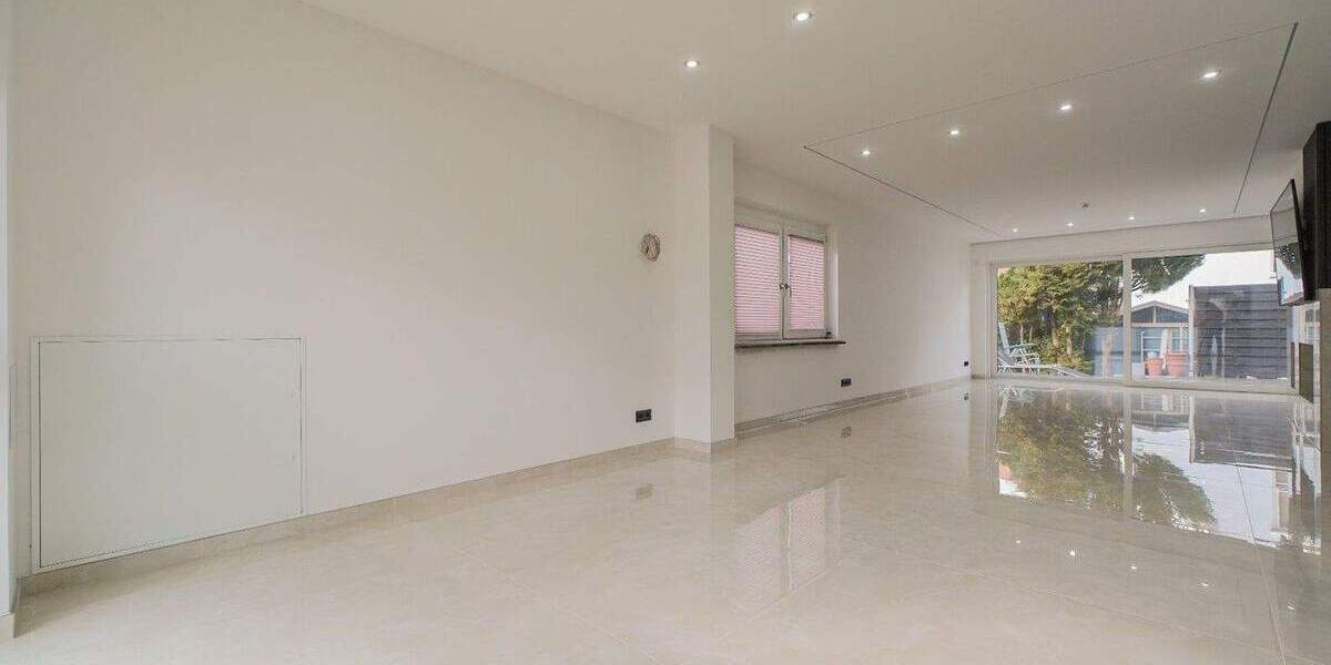 Etagenwohnung Nürnberg Mögeldorf - 6 Zimmer, 120 m&sup2;, 649.000&euro; | Angebot:25686882