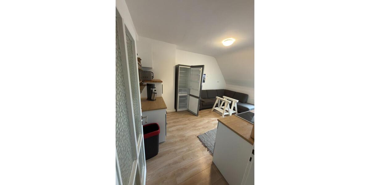Dachgeschoßwohnung Nürnberg Gibitzenhof - 2 Zimmer, 76 m&sup2;, 700&euro; | Angebot:25942826