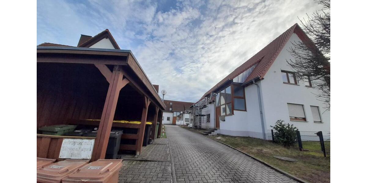 Dachgeschoßwohnung Langenzenn - 3.5 Zimmer, 86 m&sup2;, 975&euro; | Angebot:25445182